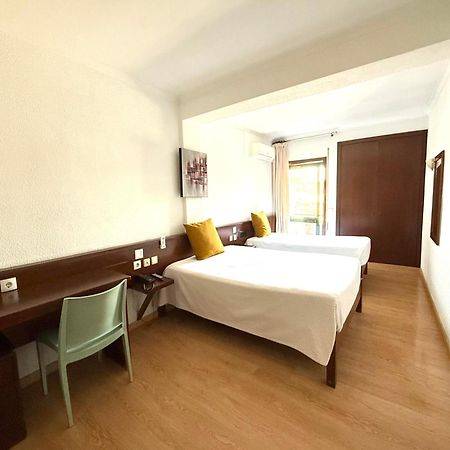 Maía Residencial Dona Teresa酒店 外观 照片
