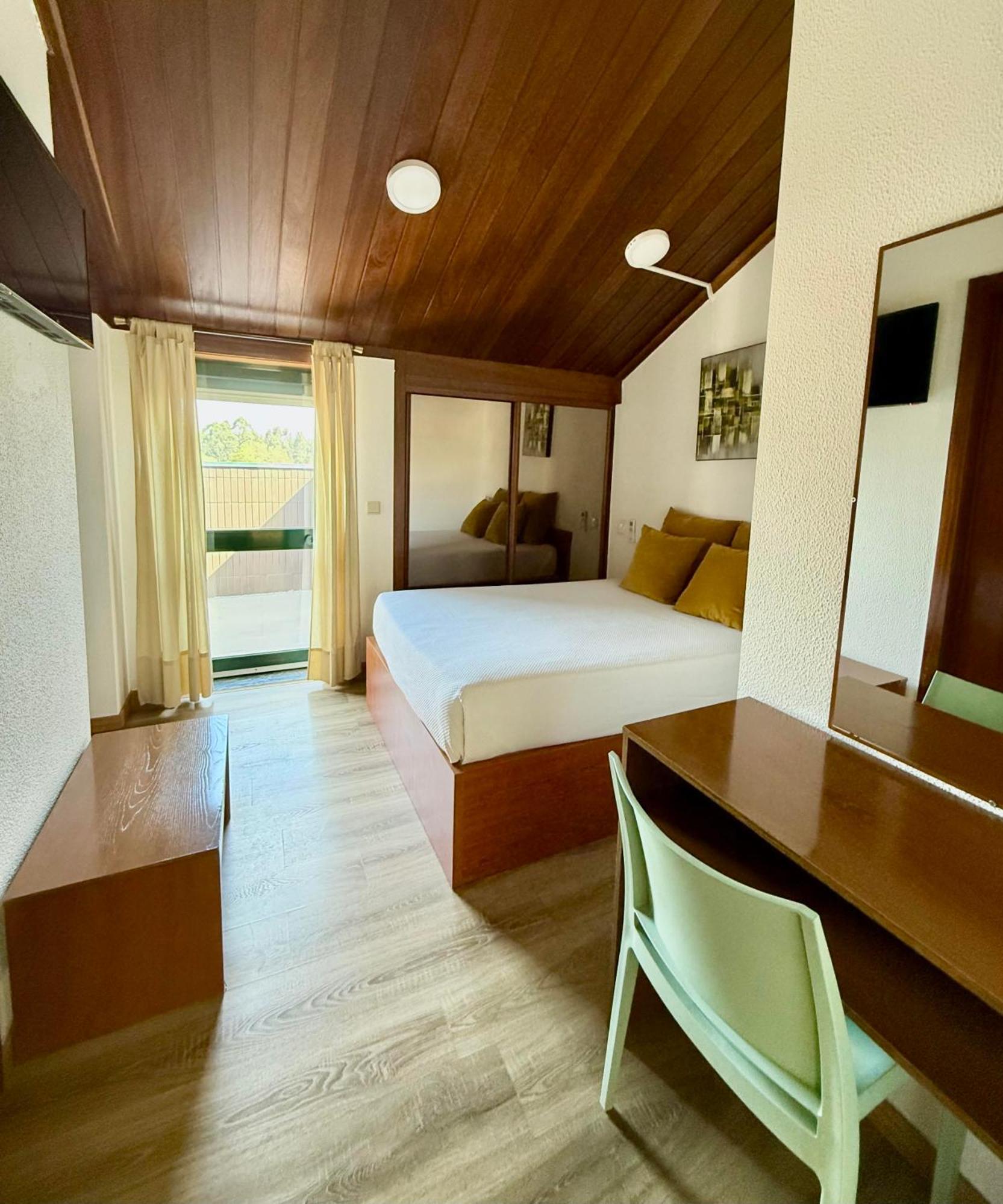Maía Residencial Dona Teresa酒店 外观 照片